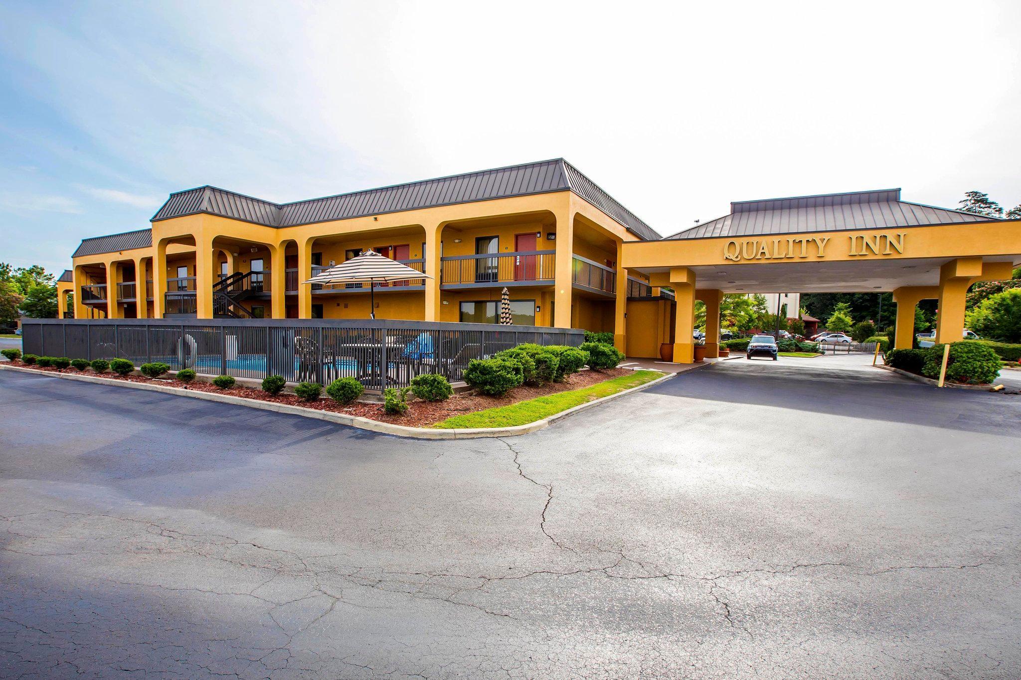 Quality Inn Airport - Southeast Irondale Exterior photo