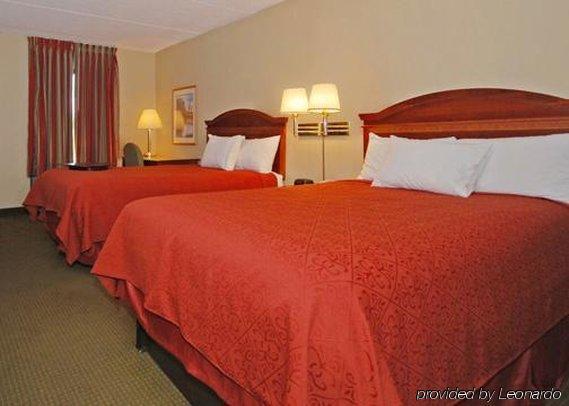 Quality Inn Airport - Southeast Irondale Room photo